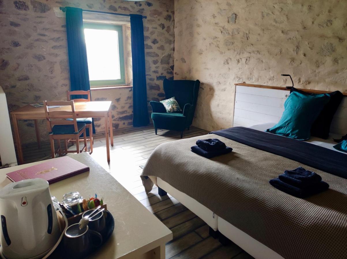 Les 5 Petits Lapins Bed and Breakfast Bar Εξωτερικό φωτογραφία